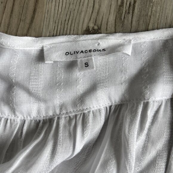 Olivaceous White Rayon Bell Sleeve Boho Blouse Size Small - Picture 4 of 8